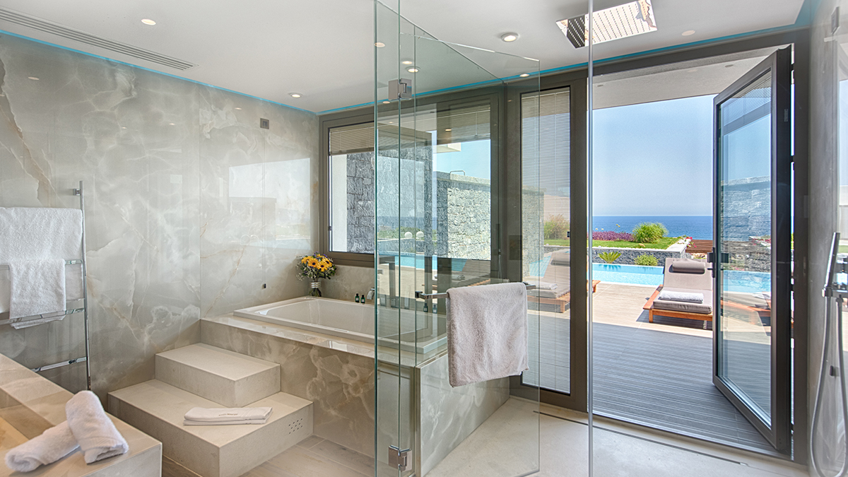 Executive Fitness Suite Sea View with private heated pool and gym